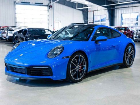 Used 2022 Porsche 911 Carrera S image 2