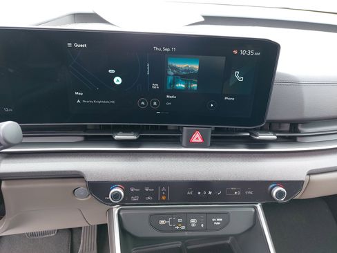 New 2026 Kia Carnival SX image 22