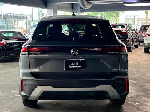 New 2025 Volkswagen Tiguan S image 33