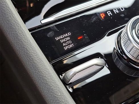 New 2025 Jeep Grand Cherokee Limited w/ Luxury Tech Group II image 9