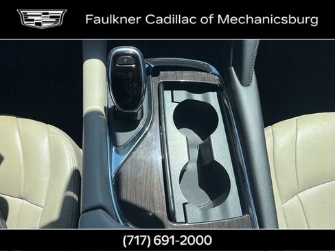 Used 2020 Buick Enclave Essence w/ Sound and Sites Package image 24