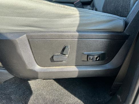 Used 2014 RAM 1500 Big Horn image 9