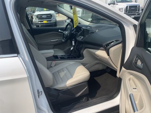 Used 2018 Ford Escape SEL AWD/4WD image 28