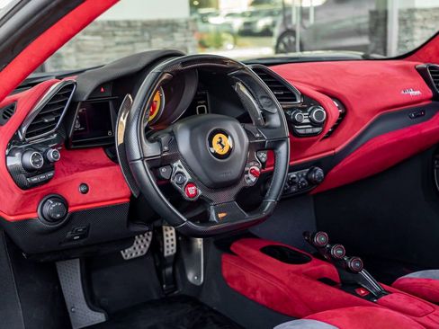 Used 2020 Ferrari 488 Pista Coupe image 15