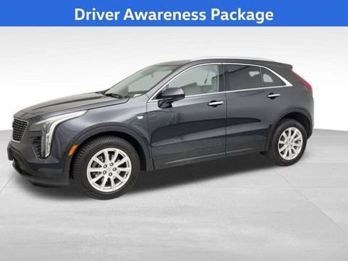 Used 2023 Cadillac XT4 Luxury w/ Cold Weather Package image 7