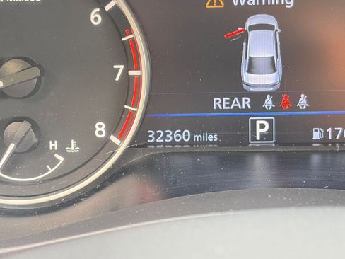 Used 2025 Nissan Altima 2.5 SV FWD image 40