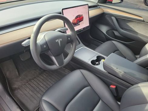 Used 2023 Tesla Model 3 Standard Range RWD image 17
