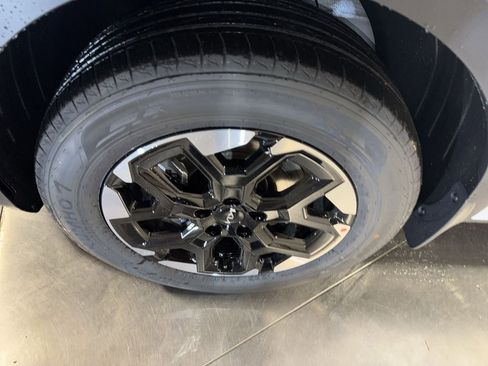 New 2026 Kia Sorento S image 10