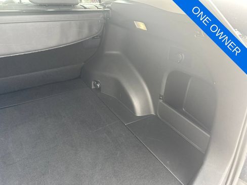 Used 2025 Toyota RAV4 XLE FWD image 29