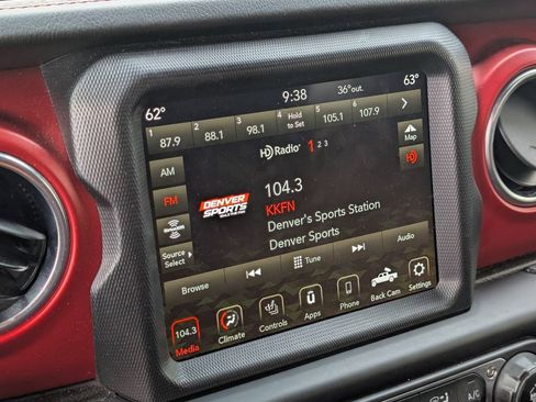 Used 2020 Jeep Gladiator Rubicon image 27