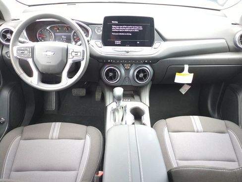 New 2025 Chevrolet Blazer LT w/ Convenience Package image 14