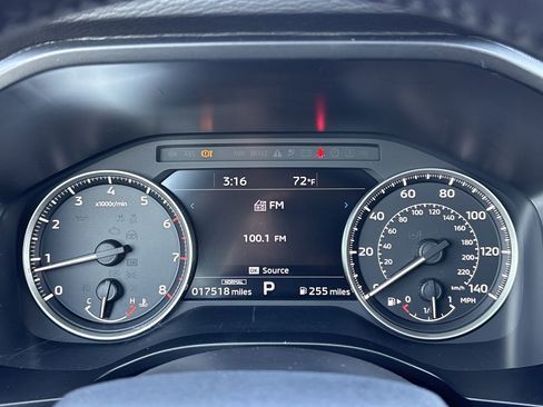 Used 2024 Mitsubishi Outlander SE image 32