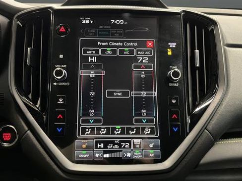 Used 2024 Subaru Ascent Onyx Edition Limited AWD/4WD image 18