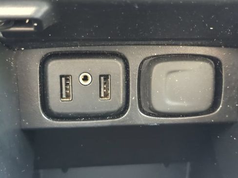 Used 2022 Buick Encore Preferred w/ Safety Package AWD/4WD image 24