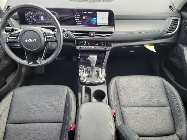 Used 2024 Kia Seltos EX AWD/4WD image 8