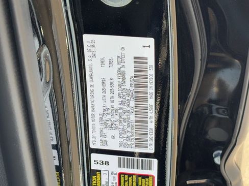 Certified 2025 Toyota Tacoma Limited image 33