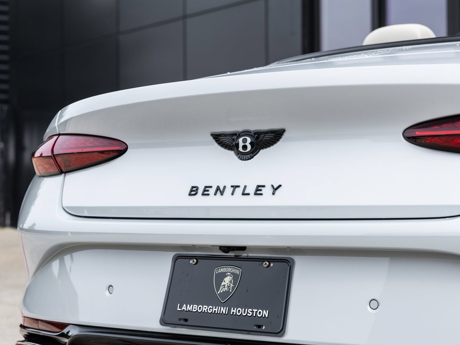 Used 2025 Bentley Continental GTC AWD/4WD image 14