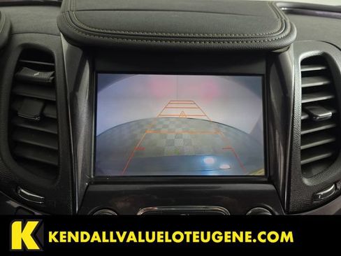 Used 2016 Chevrolet Impala LTZ w/ Enhanced Convenience Package FWD image 14