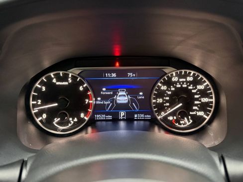 Used 2021 Nissan Altima 2.5 SR w/ SR Premium Package FWD image 25