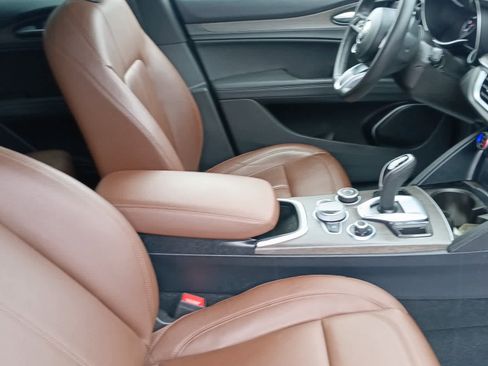 Used 2022 Alfa Romeo Stelvio Ti w/ Active Assist Plus Package image 25