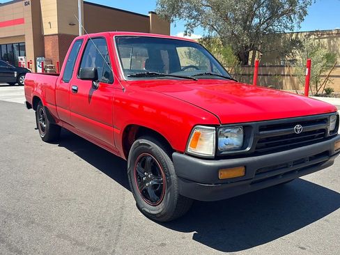 Used 1994 Toyota Pickup DX image 12