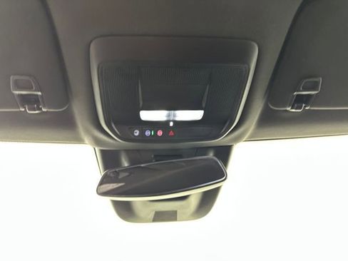 Used 2024 Chevrolet Equinox EV RS FWD image 24