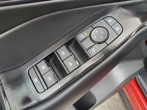 Certified 2024 Nissan Rogue S image 18