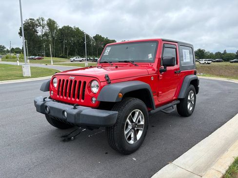 Used 2017 Jeep Wrangler Sport w/ Quick Order Package 24S AWD/4WD image 3