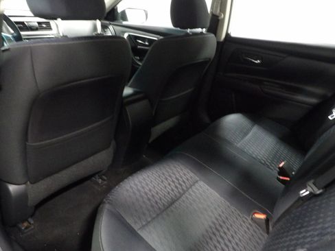 Used 2017 Nissan Altima 2.5 S w/ Power Driver Seat Package FWD image 9