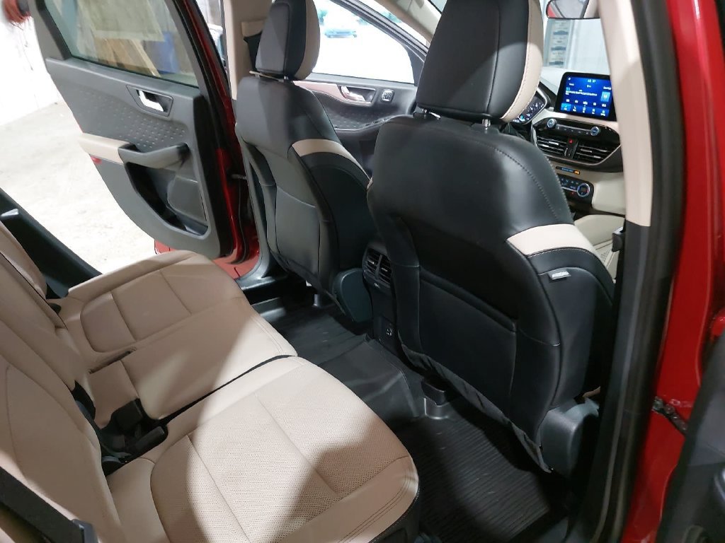 Used 2020 Ford Escape SEL FWD image 11