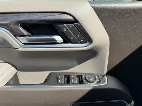 New 2026 Chevrolet Silverado 1500 LTZ w/ LTZ Premium Package AWD/4WD image 21