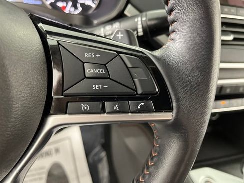 Used 2019 Nissan Altima 2.5 SR FWD image 21