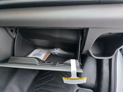 New 2026 Ford Transit 250 148 Medium Roof image 31