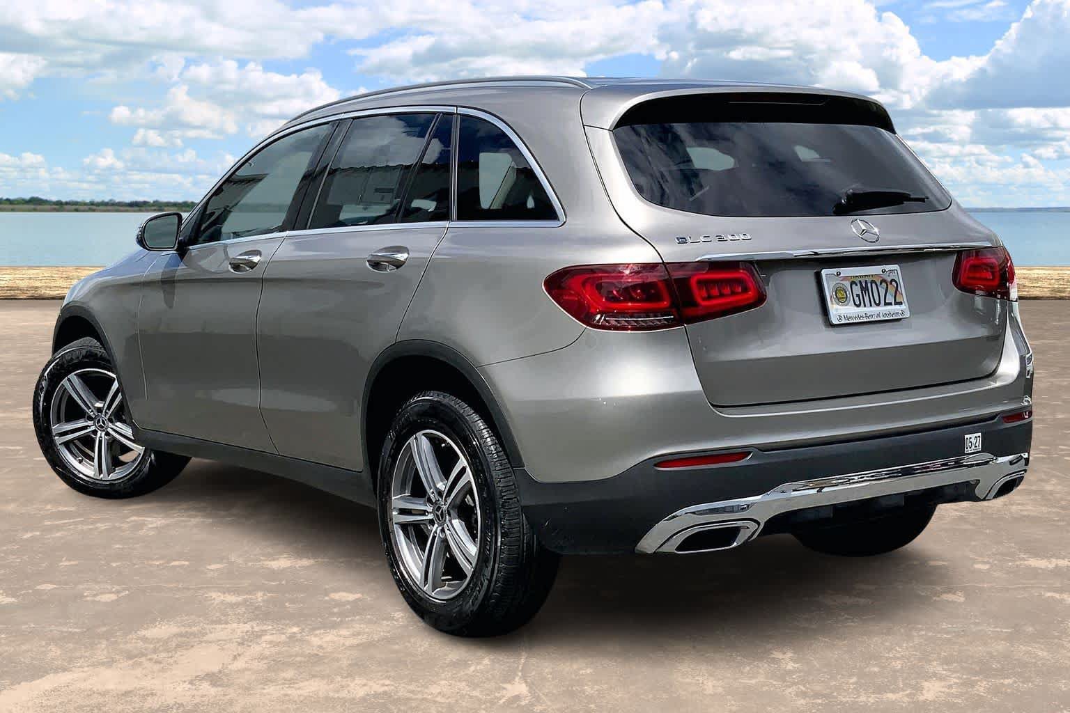 Used 2020 Mercedes-Benz GLC 300 image 4