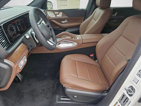 New 2026 Mercedes-Benz GLS 450 4MATIC image 15