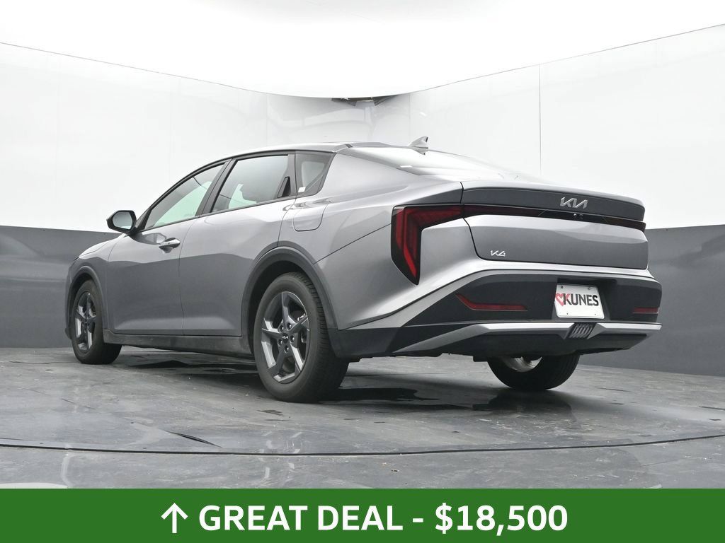 Used 2025 Kia K4 FWD image 44