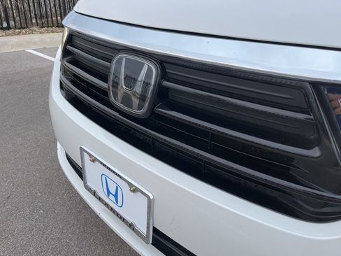 Used 2024 Honda Odyssey EX-L image 14