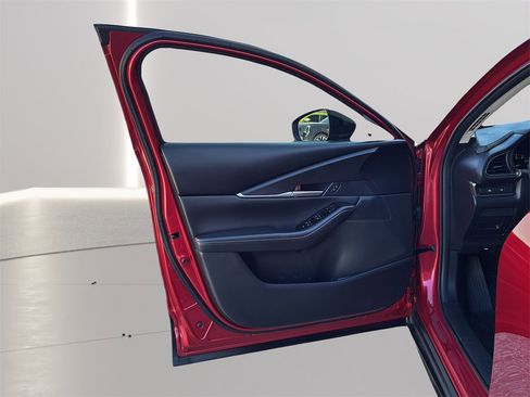 Used 2025 MAZDA CX-30 AWD 2.5 S w/ Select Sport Pkg image 11