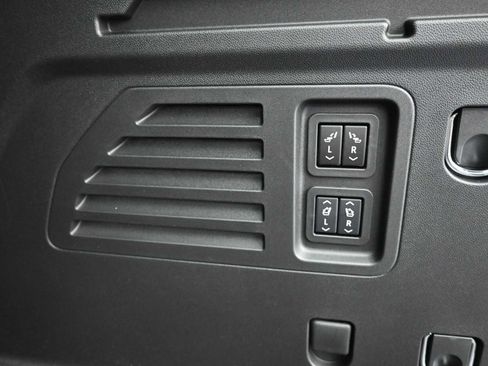 New 2026 Buick Enclave Sport Touring w/ Power Package image 23