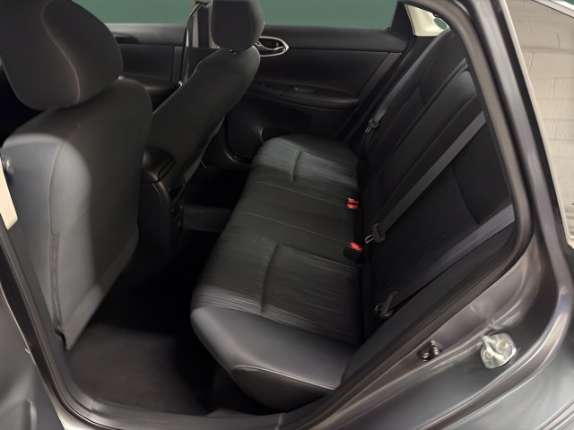 Used 2019 Nissan Sentra SV FWD image 13