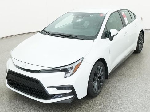 New 2026 Toyota Corolla SE FWD image 32