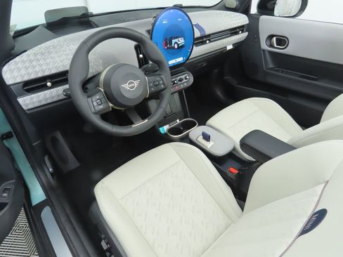 New 2026 MINI Cooper S image 18