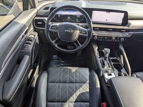 Used 2024 Kia Telluride SX Prestige X-Pro AWD/4WD image 17