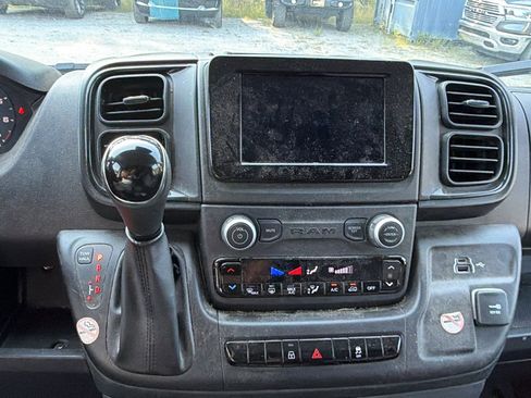 Used 2024 RAM ProMaster 2500 w/ Convenience Group FWD image 26