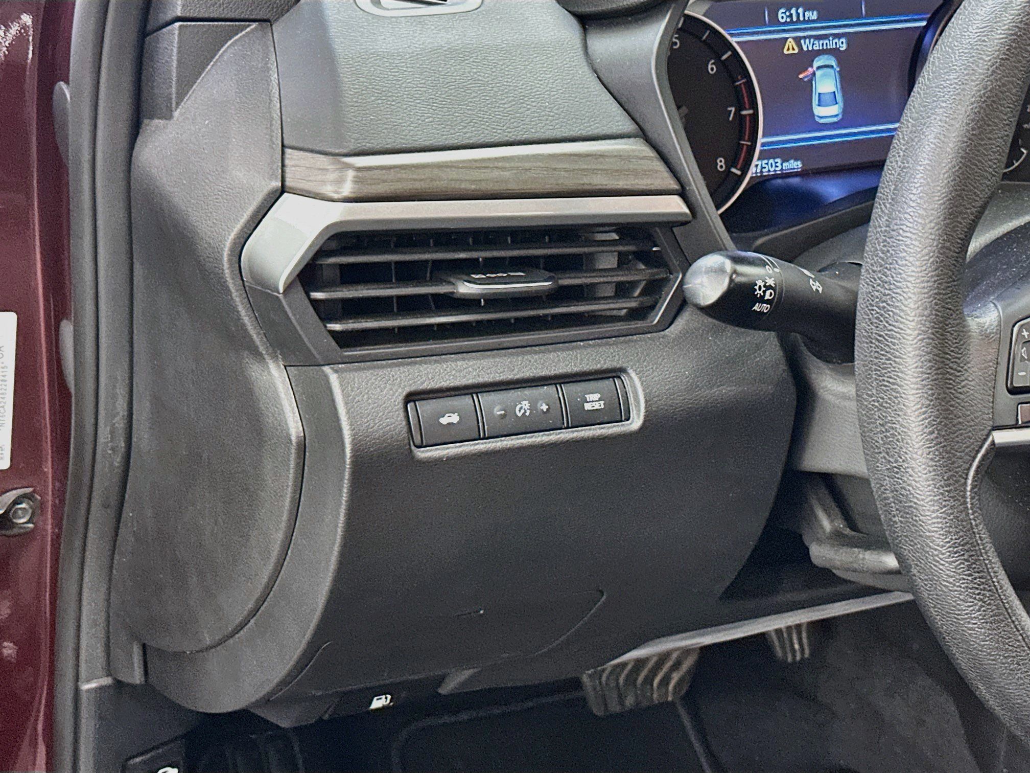 Used 2025 Nissan Altima 2.5 SV AWD/4WD image 17