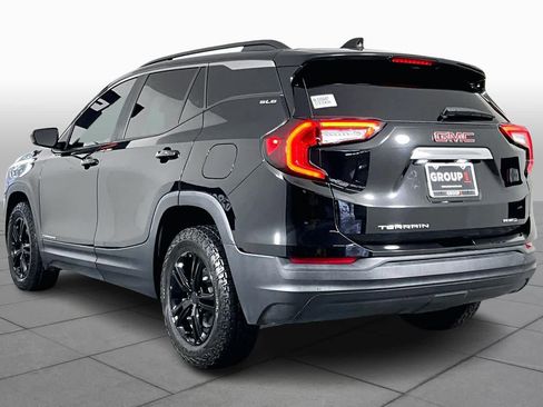 Used 2022 GMC Terrain SLE w/ Driver Convenience Package image 11