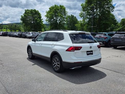 Used 2021 Volkswagen Tiguan SE AWD/4WD image 6