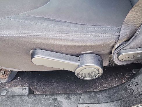 Used 2017 Jeep Wrangler Unlimited Sport w/ Quick Order Package 24S AWD/4WD image 19