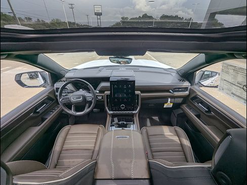 New 2026 GMC Yukon Denali Ultimate AWD/4WD image 21