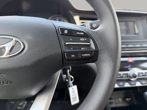 Used 2020 Hyundai Elantra SE w/ Cargo Package (C1) FWD image 26